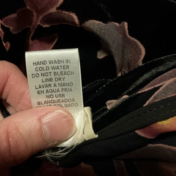 Urban Outfitters Entro Floral Velvety Kimono - Picture 4 of 11